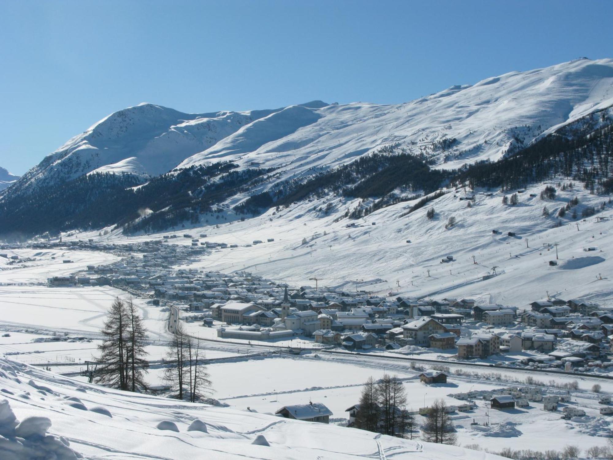 Hotel Costanza Mountain Holiday Livigno Esterno foto