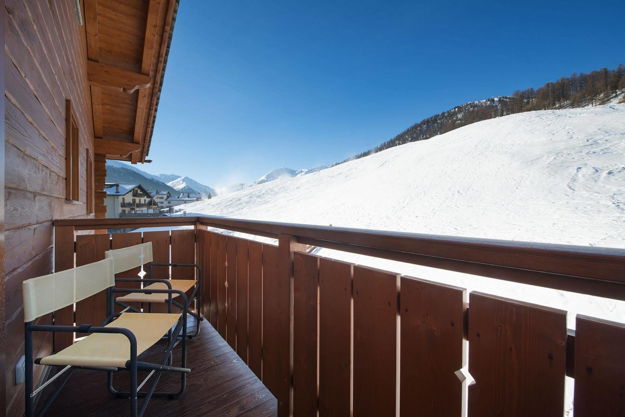 Hotel Costanza Mountain Holiday Livigno Esterno foto